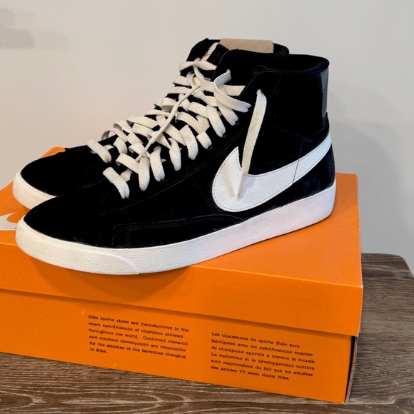 WOMEN’S NIKE BLAZER MID VINTAGE SUEDE BLACK - Picture 8 of 11